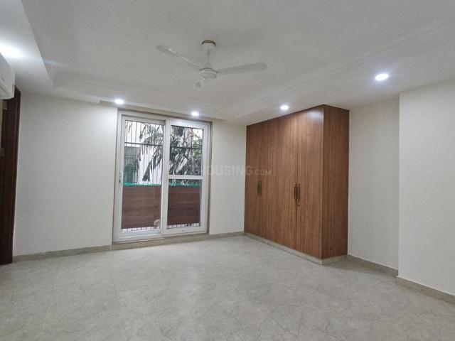 Flat for rent in Deri