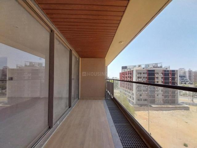 Flat for sale in Gandhinagar, Gujarat