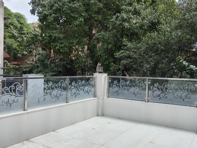 Flat for rent in Deri