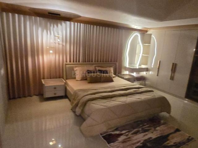 Flat for rent in Sarkhej, Gujarat