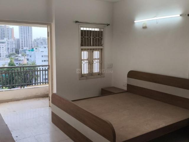 Flat for sale in Vastrapur - Ahmedabad, Gujarat