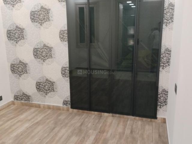 Flat for sale in South West Delhi, Deri