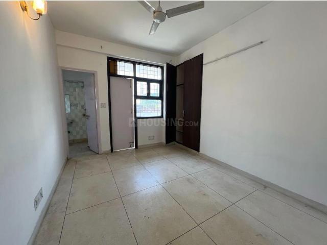 Flat for rent in South West Delhi, Deri