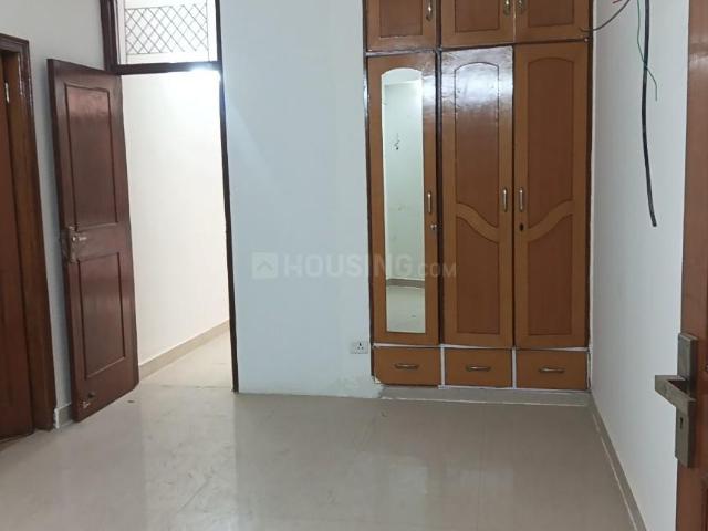Flat for rent in South West Delhi, Deri