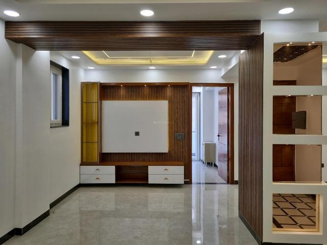 Flat for sale in South West Delhi, Deri