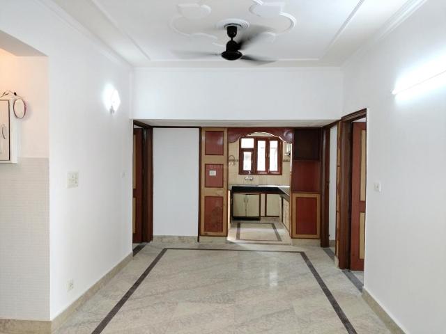 Flat for sale in South West Delhi, Deri