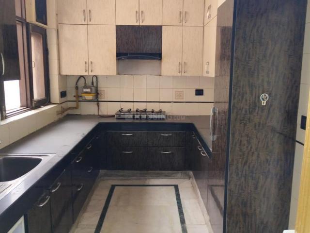 Flat for rent in South West Delhi, Deri