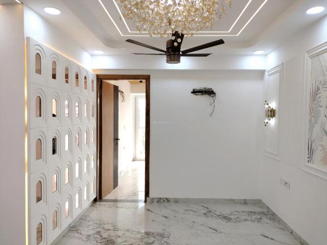 Flat for sale in South West Delhi, Deri