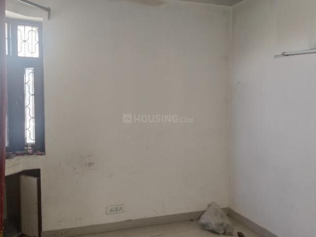 Flat for rent in South West Delhi, Deri