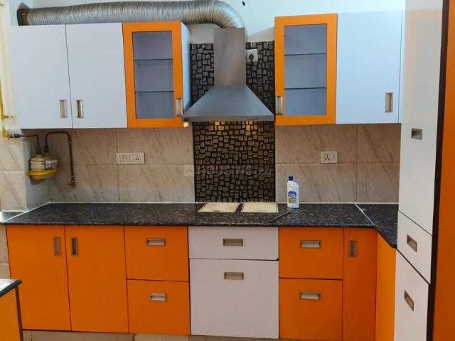 Flat for rent in South West Delhi, Deri