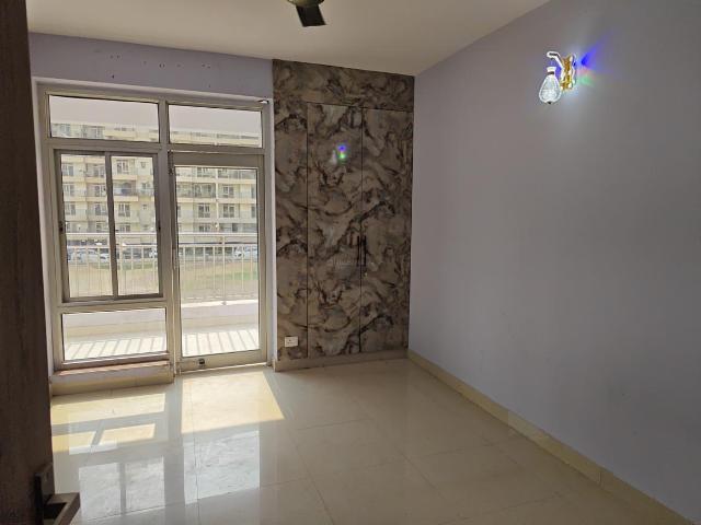 Flat for rent in South West Delhi, Deri