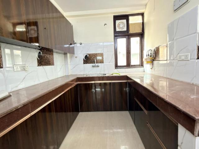 Flat for rent in South West Delhi, Deri