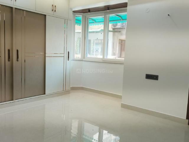 Flat for sale in South West Delhi, Deri