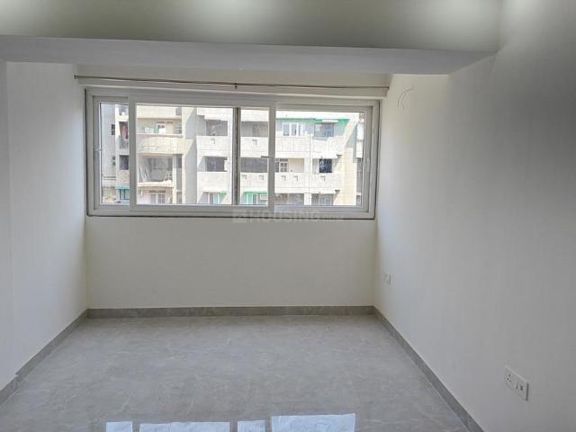 Flat for rent in Deri