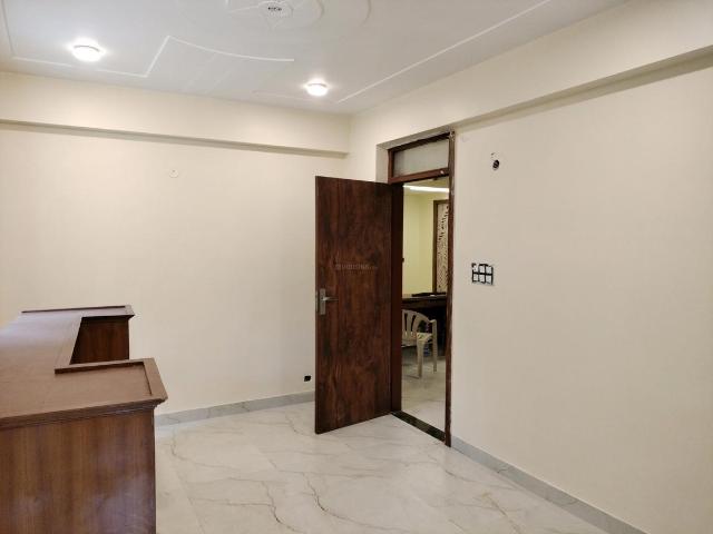 Flat for rent in Deri