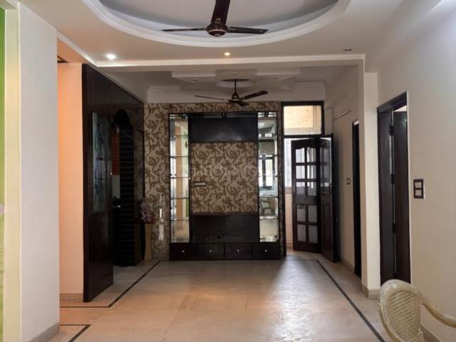 Flat for rent in Deri