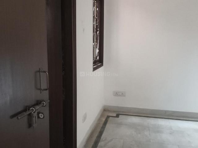 Flat for rent in Deri