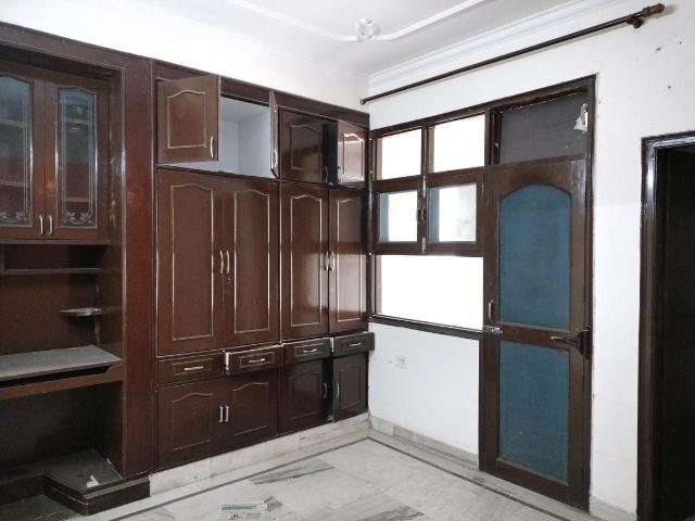 Flat for sale in Deri
