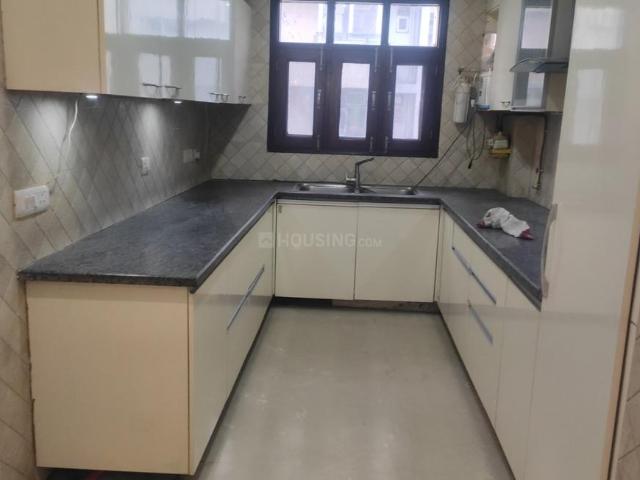 Flat for rent in Deri