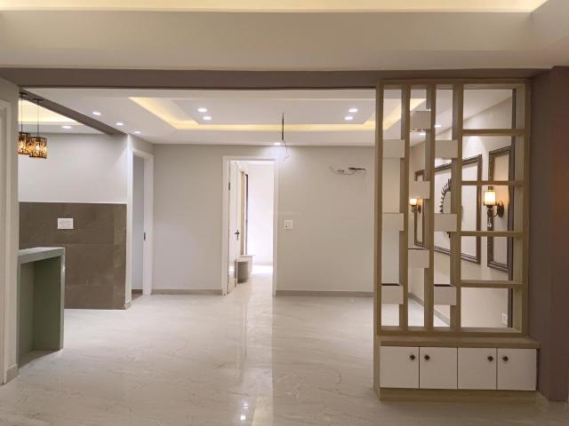 Flat for sale in North Delhi, Deri