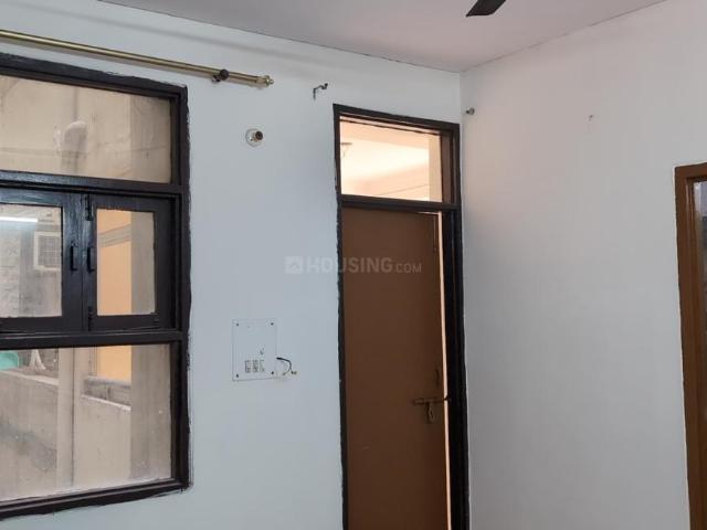 Flat for rent in South West Delhi, Deri