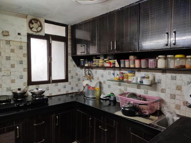Flat for rent in South West Delhi, Deri