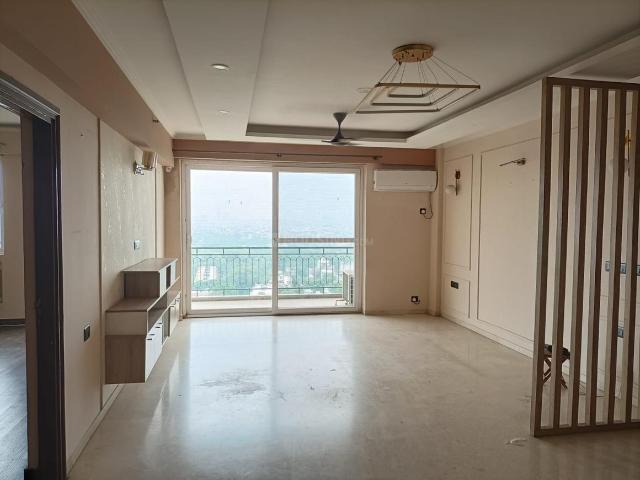 Flat for sale in DLF 5, Gurugram