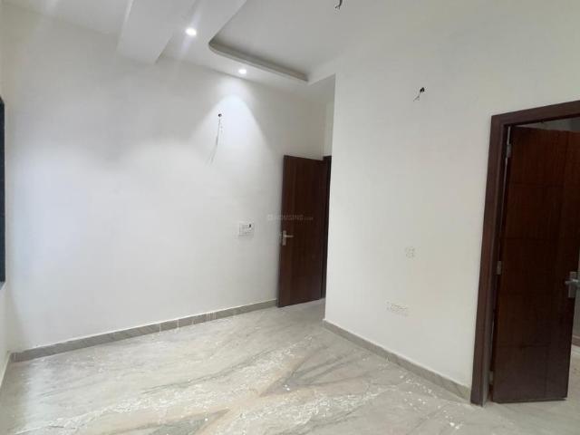 Flat for sale in Rithala Village, Delhi