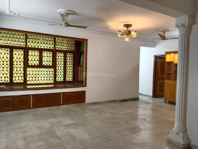 Flat for rent in South West Delhi, Deri
