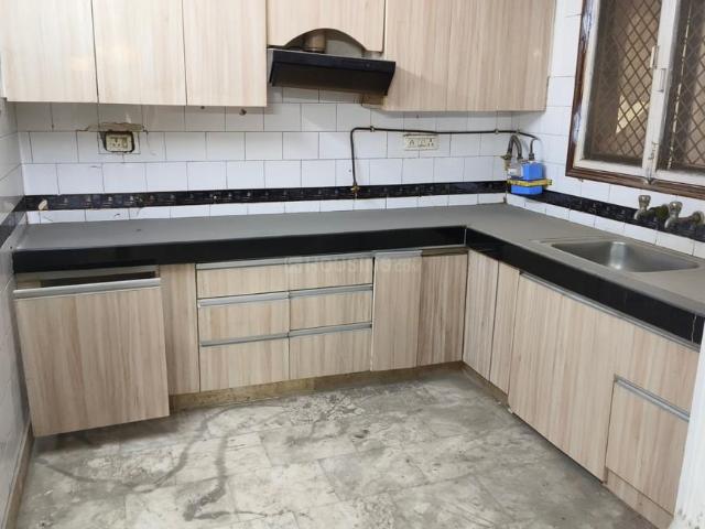 Flat for rent in South West Delhi, Deri