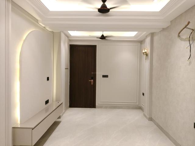 Flat for sale in South West Delhi, Deri