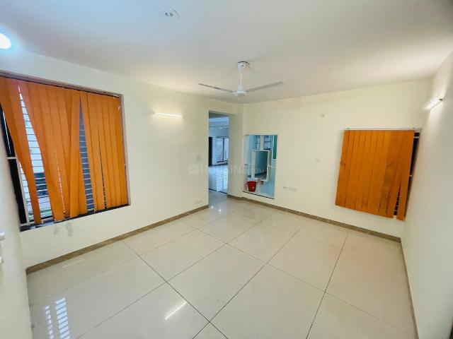 Flat for rent in Madya