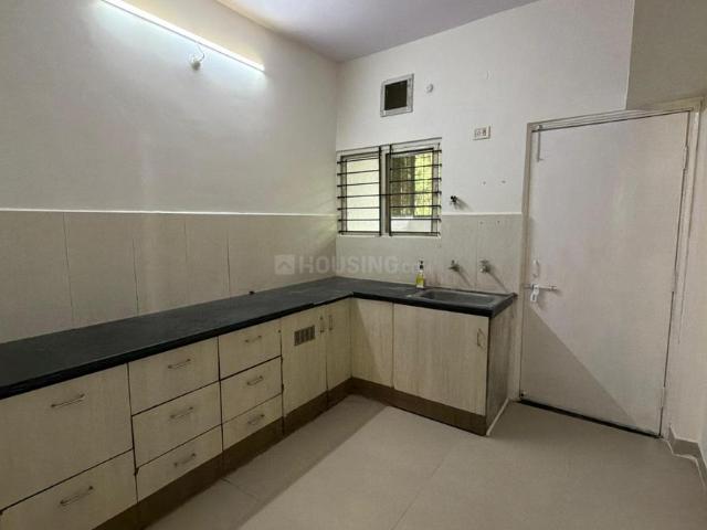 Flat for rent in Madya