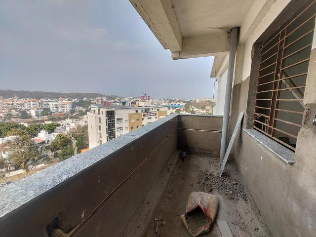 Flat for sale in Madya