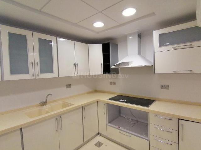 Flat for rent in Madya