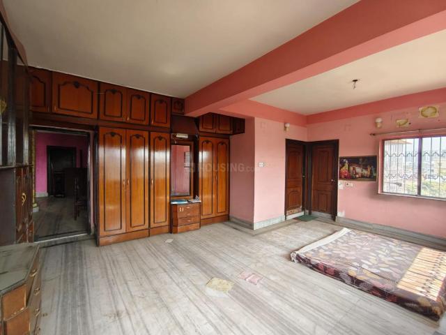 Flat for sale in Lake Town, South Dumdum