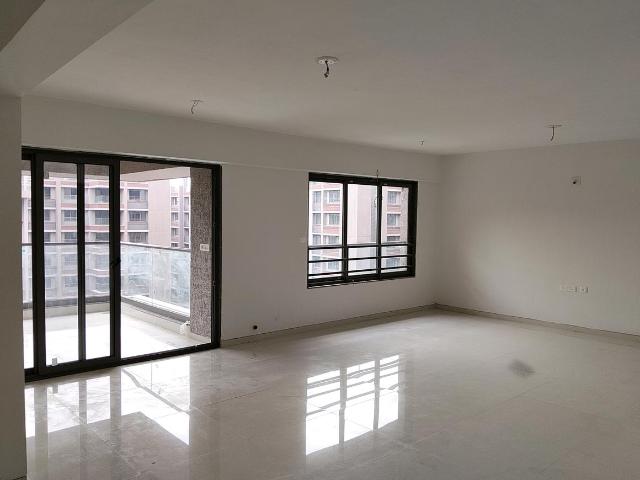 Flat for rent in Bodakdev, Ahmedabad