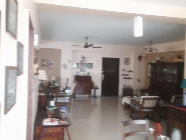 Flat for sale in Tollygunge, Kolkata