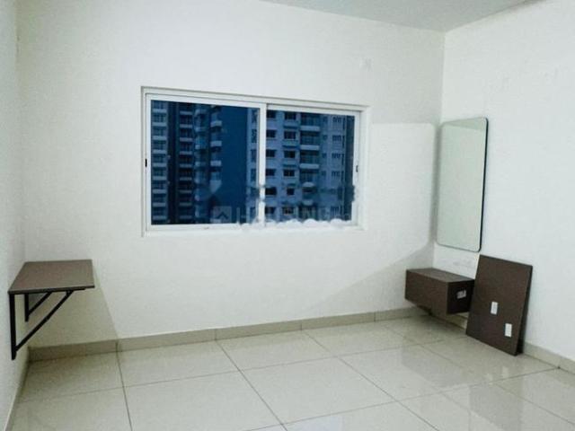 Flat for rent in Prestige City, Yamare
