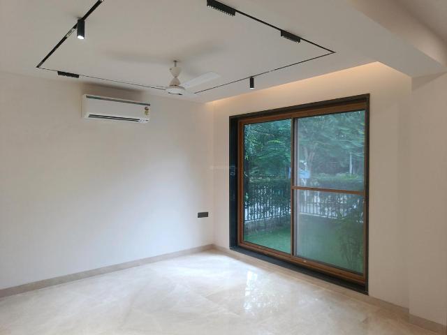 Flat for rent in Deri