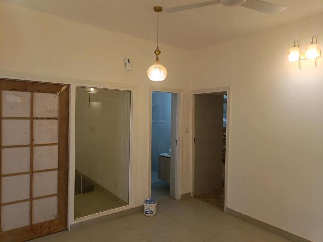 Flat for rent in Deri