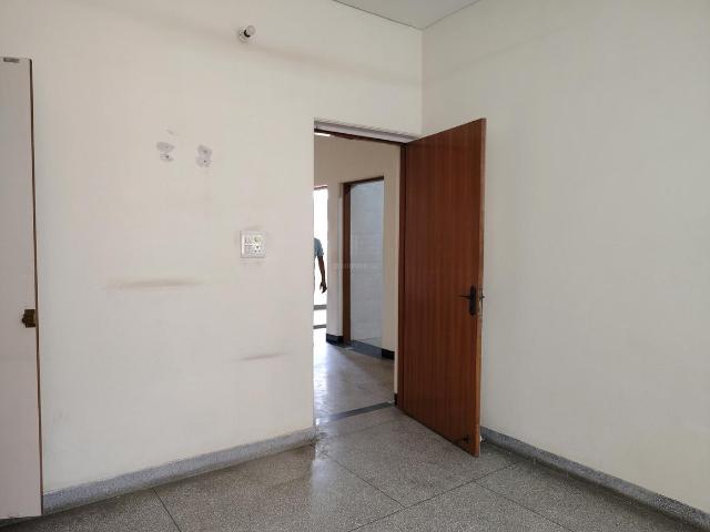 Flat for rent in South Delhi, Deri