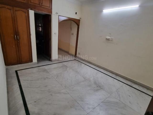 Flat for rent in Deri