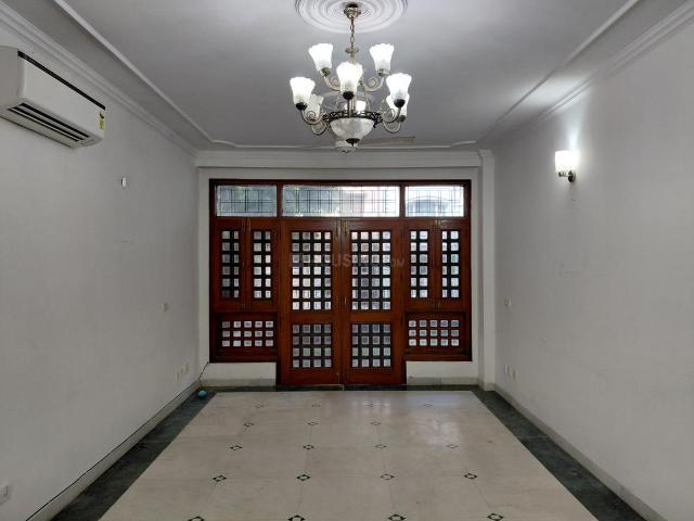 Flat for rent in Deri