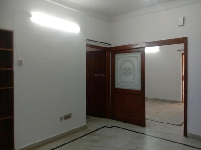 Flat for rent in South Delhi, Deri