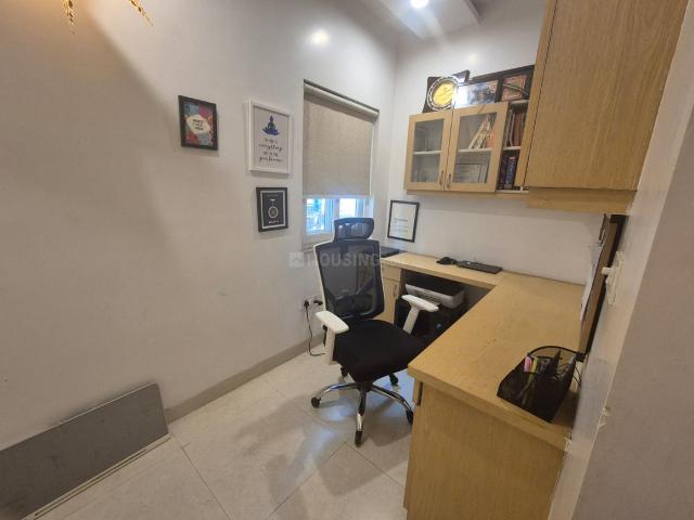 Flat for rent in Deri