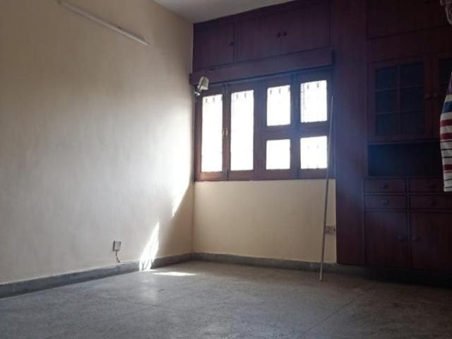 Flat for sale in Deri