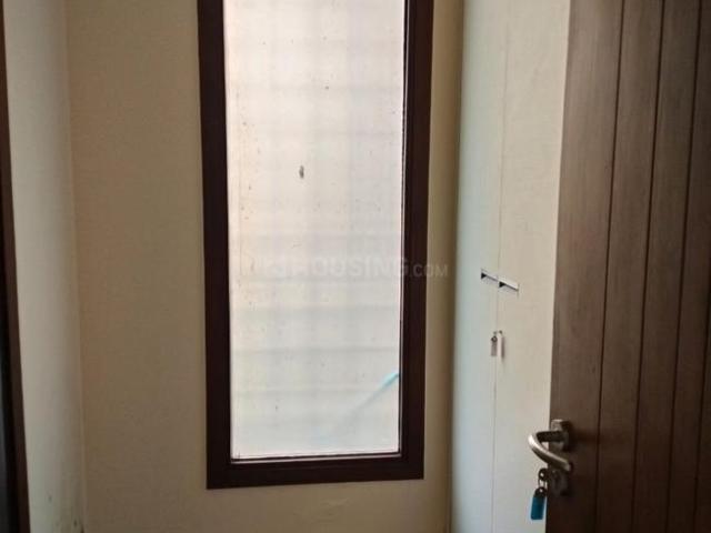 Flat for rent in Deri