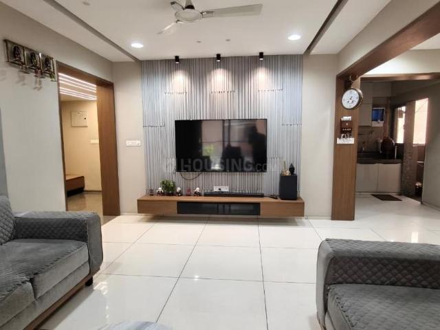 Flat for sale in Vastrapur, Ahmedabad