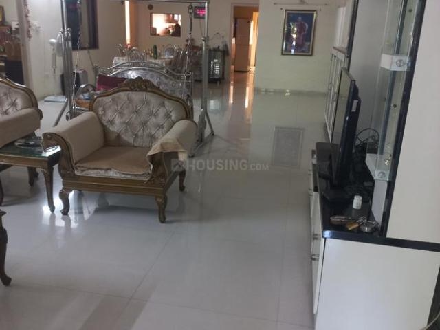 Flat for sale in Vastrapur, Ahmedabad